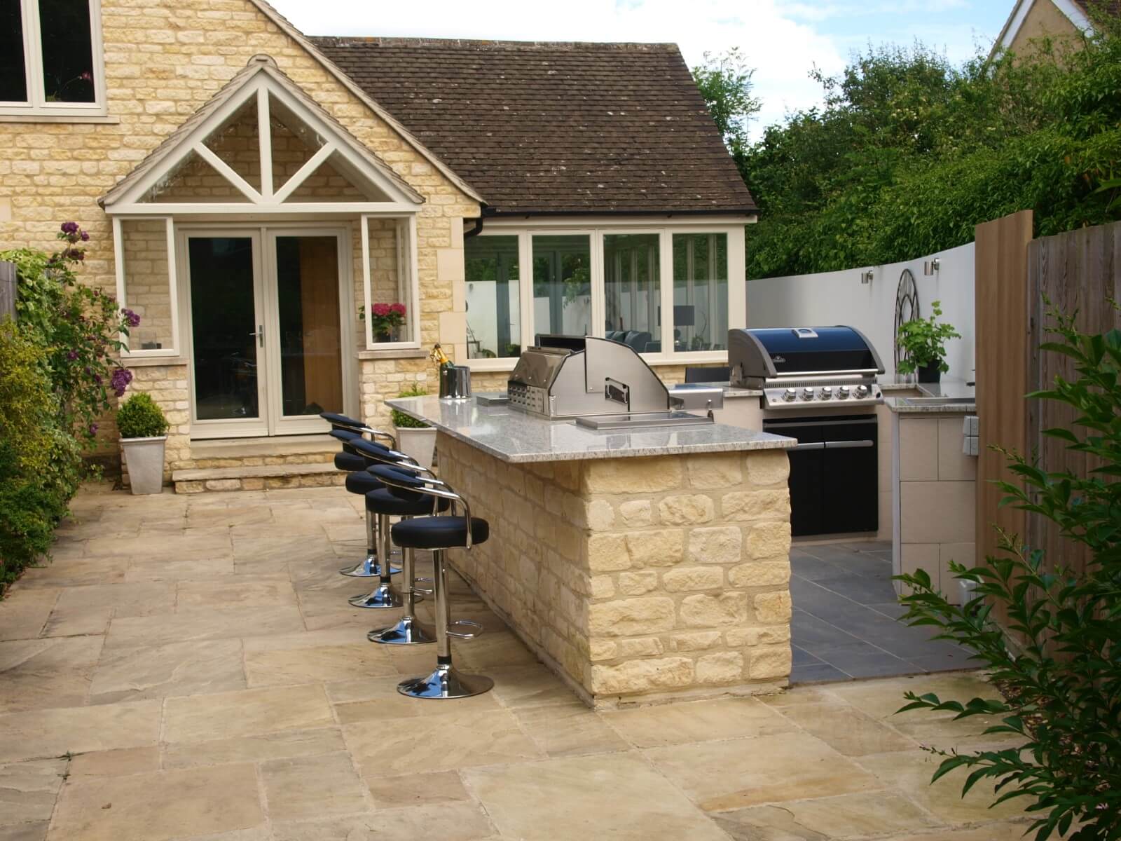 Outdoor Kitchen in Cotswold Stone