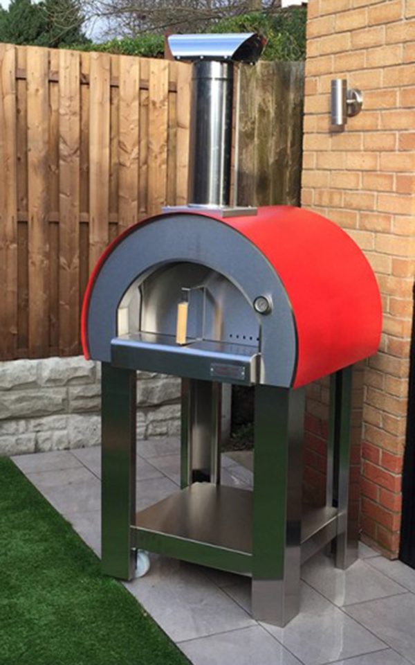 Piccolo pizza oven with base